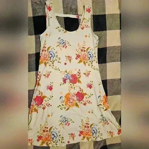 Mudd Juniors White Sleeveless Dress With Floral Design Size Small - Picture 1 of 8